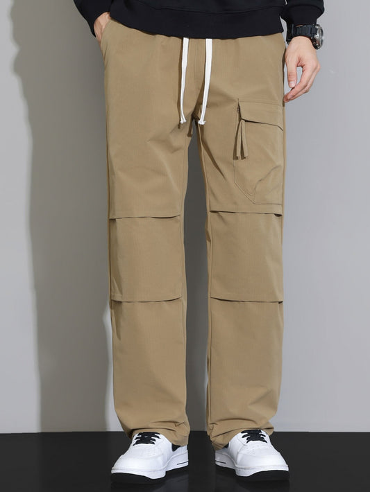 Calça de Perna Reta com Cordão
