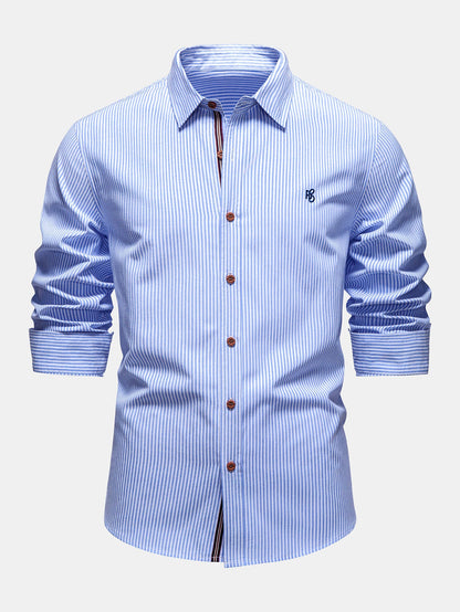 Camisa de algodão listrada com botões