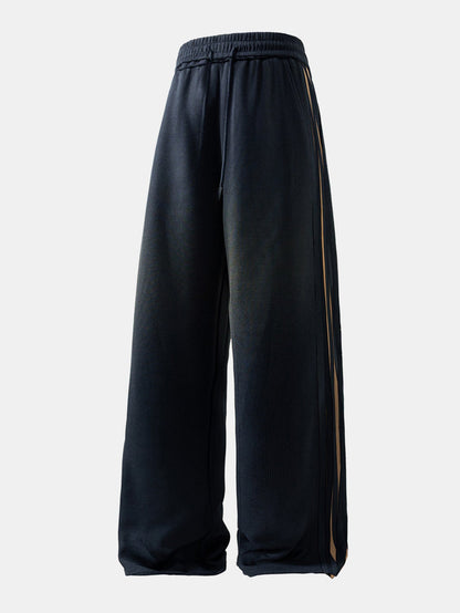 Calça de perna reta com listras contrastantes e textura waffle