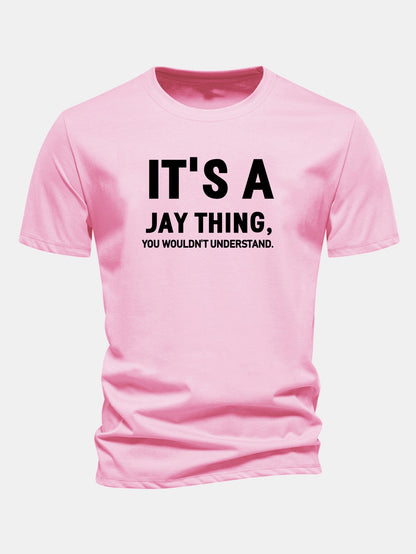 Camiseta de algodão com estampa “É Coisa do Jay” e corte regular