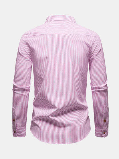Camisa de algodão listrada com gola padre