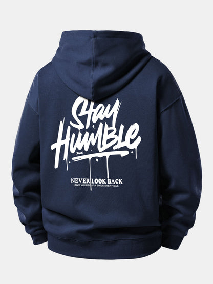 Moletom com capuz de caimento confortável com estampa “Stay Humble”