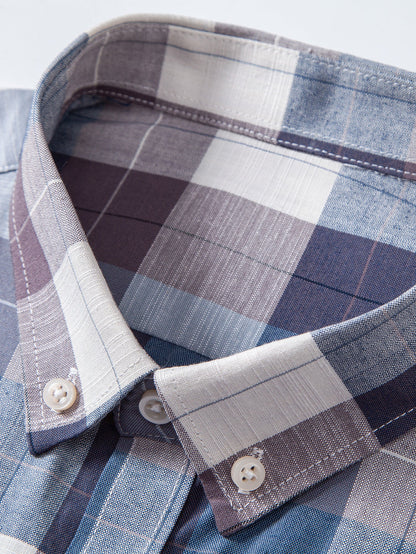 Camisa xadrez de botões com aparência de linho